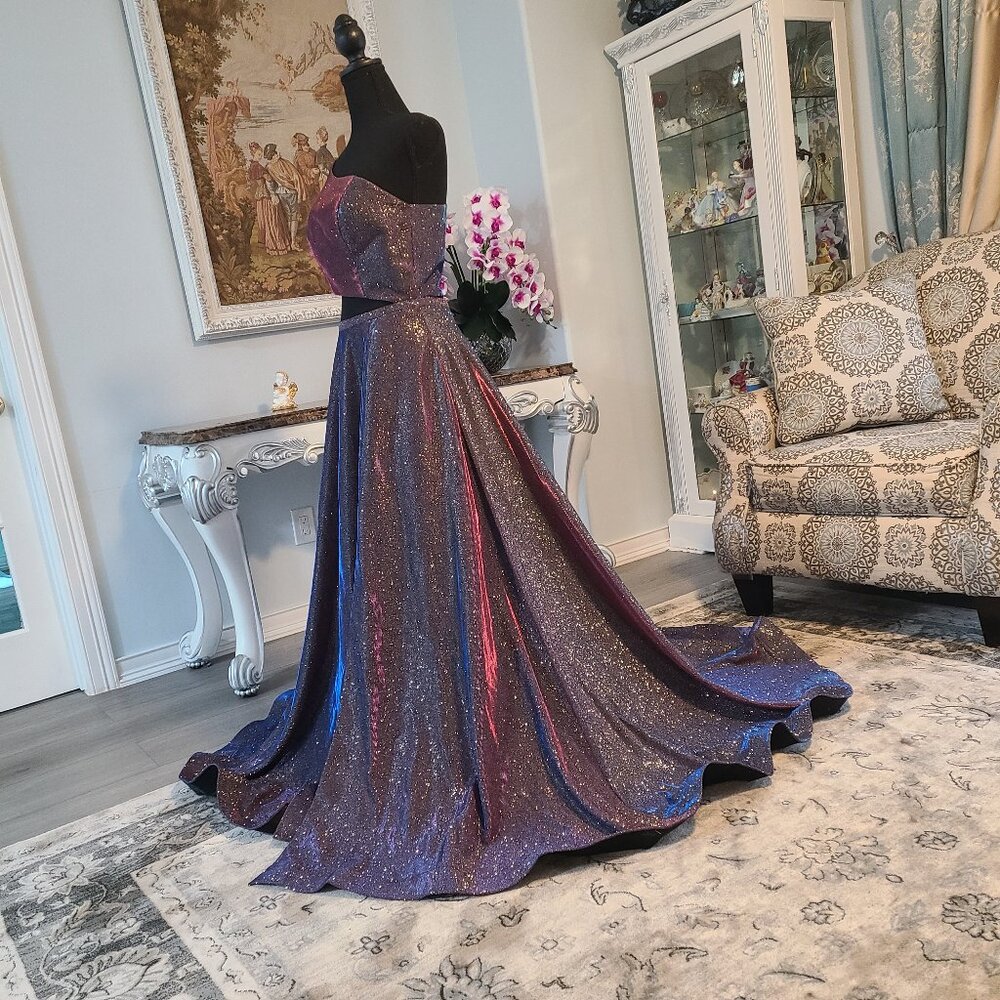 Ellie Wilde by Mon Cheri Prom Dress Size 6